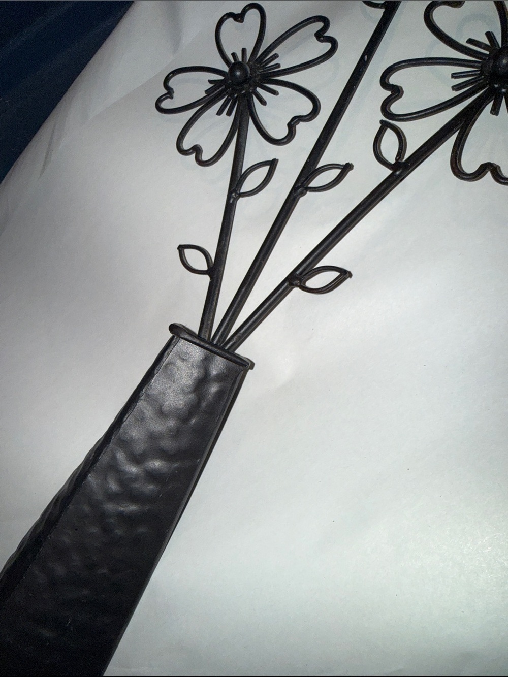 Black Metal Flower Vase Accent - Decorative Stem Arrangement - Picture 2 of 11